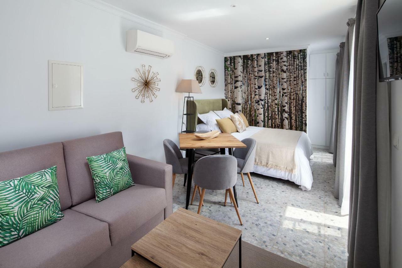 Wanderlust Malaga Apartamentos Atico Bagian luar foto